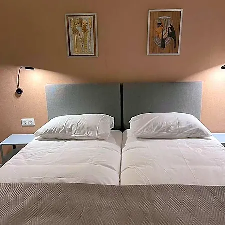 Hotel Sint-maria Next Door